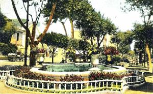 MH e- 013- Place des quinconces 